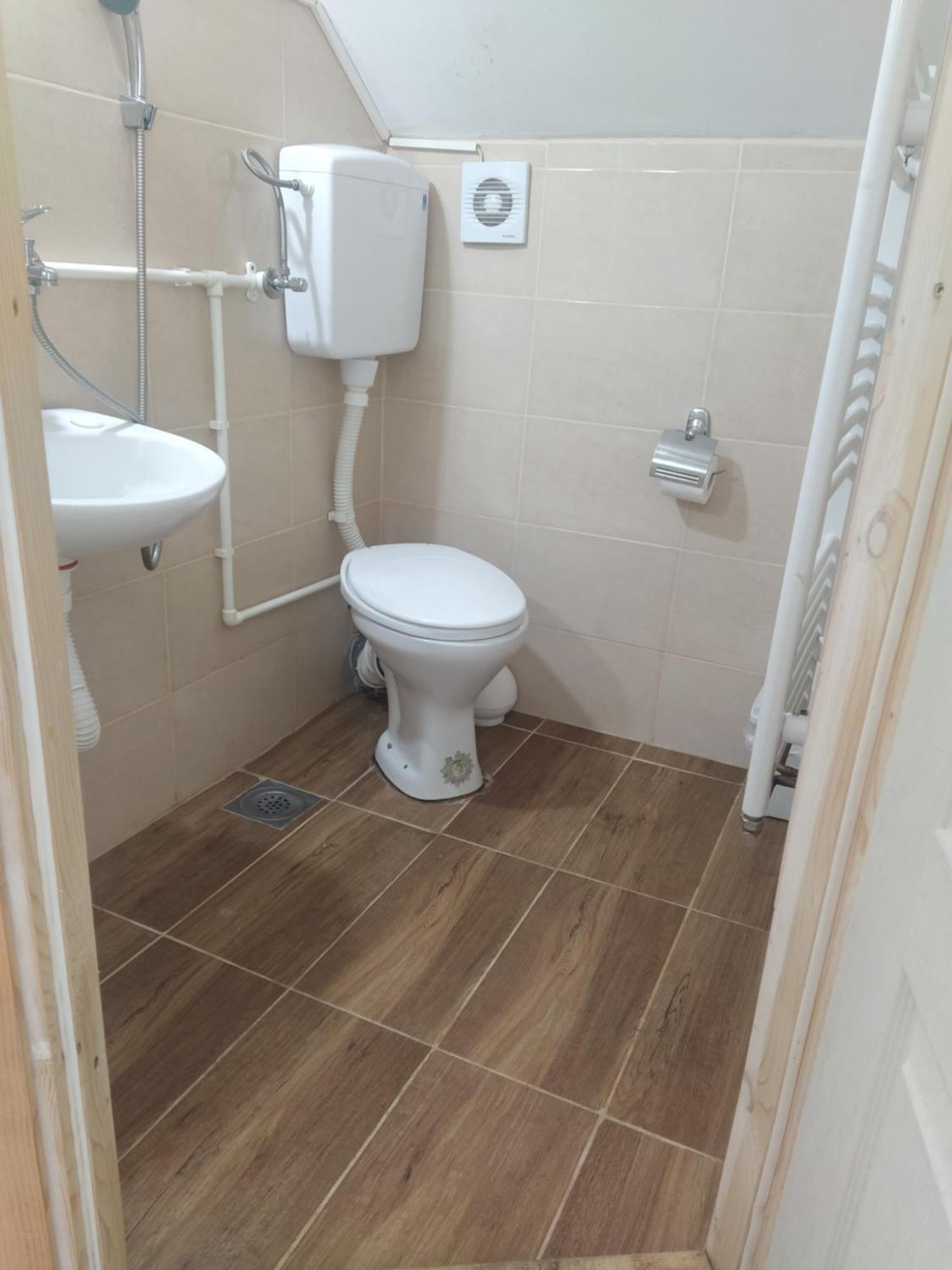 Domacinstvo Kod Gere Panzió Crni Vrh Szoba fotó