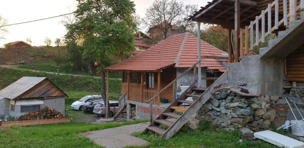 Domacinstvo Kod Gere Panzió Crni Vrh Kültér fotó